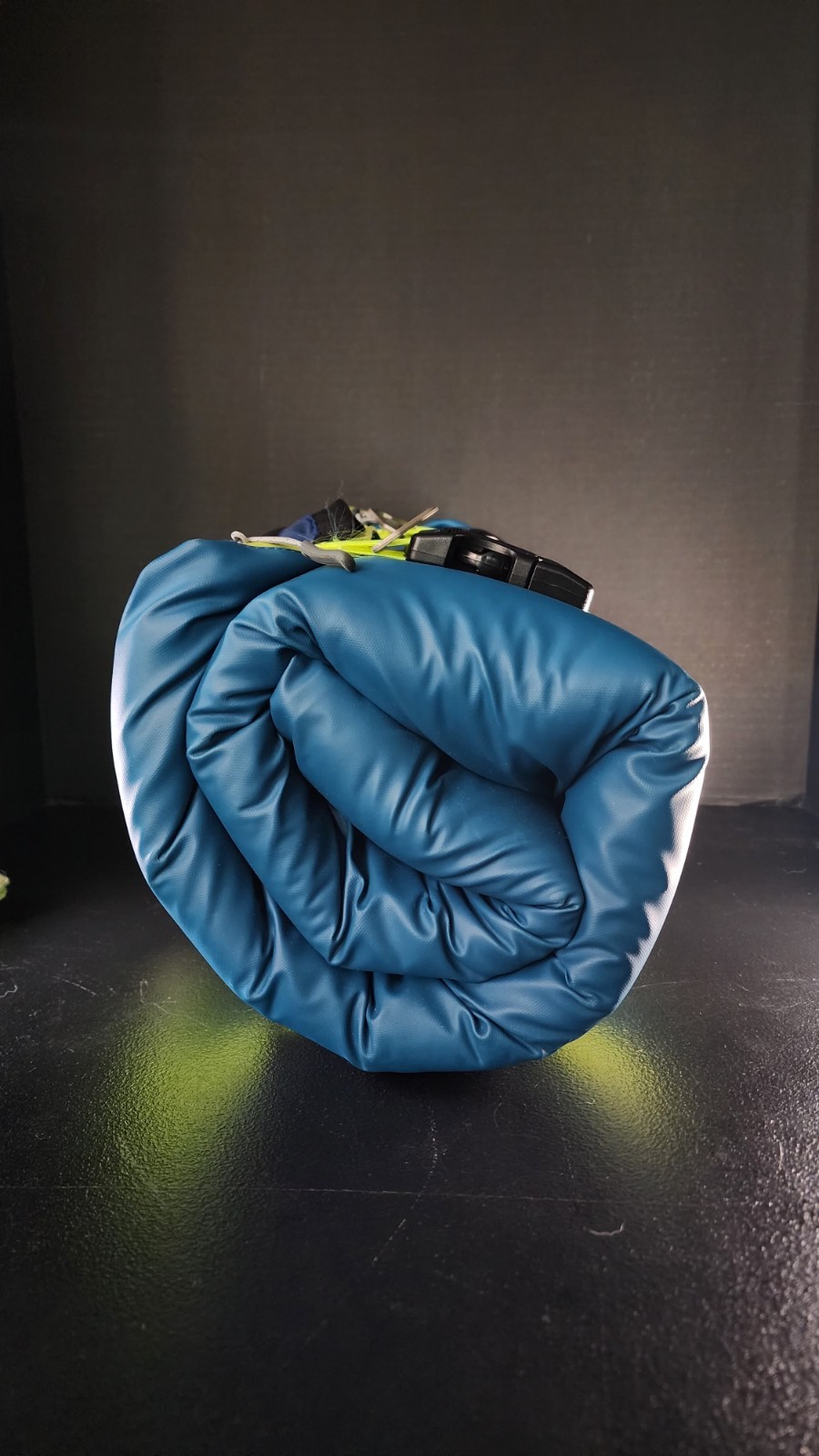 Arcadia Trail Double Layered Inflatable Dog Bed