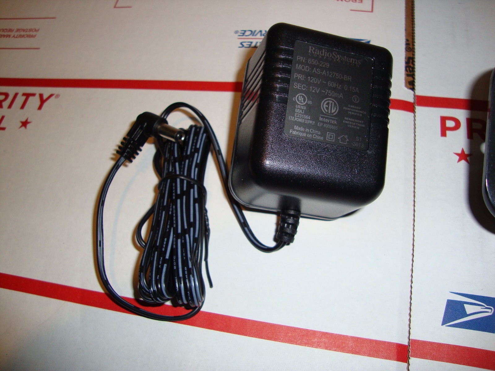 Innotek TRANSMITTER WALL UNIT Adapter SD-2000/3000 Underground Dog Fence System