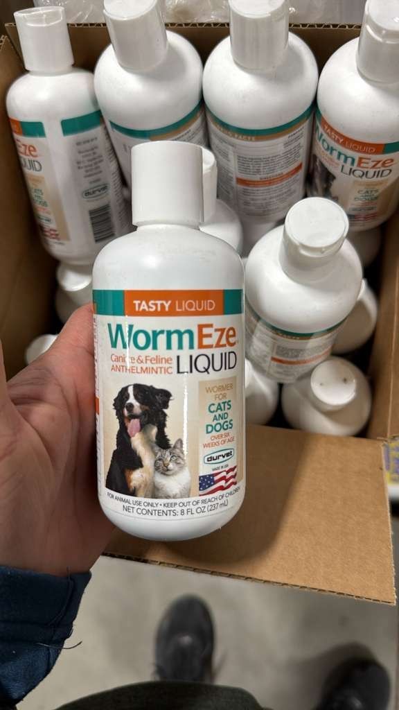 New Wormeze Liquid for Dogs and Cats, Wormer, worms, 8 Oz Bottle Pack of 2