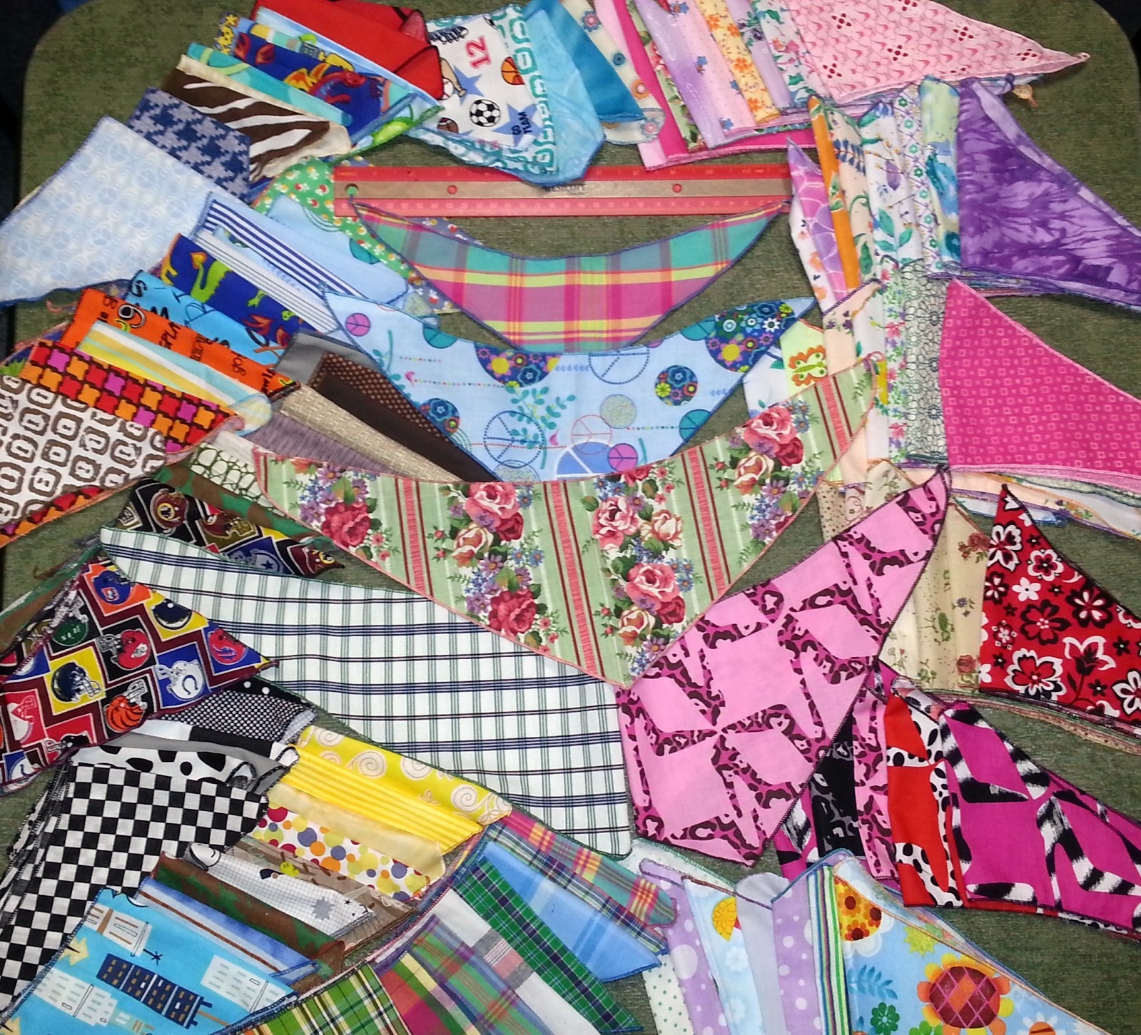 50 Dog Grooming BANDANAS EVERYDAY Finished PET SCARF TieOn BANDANNA XS S M L XL