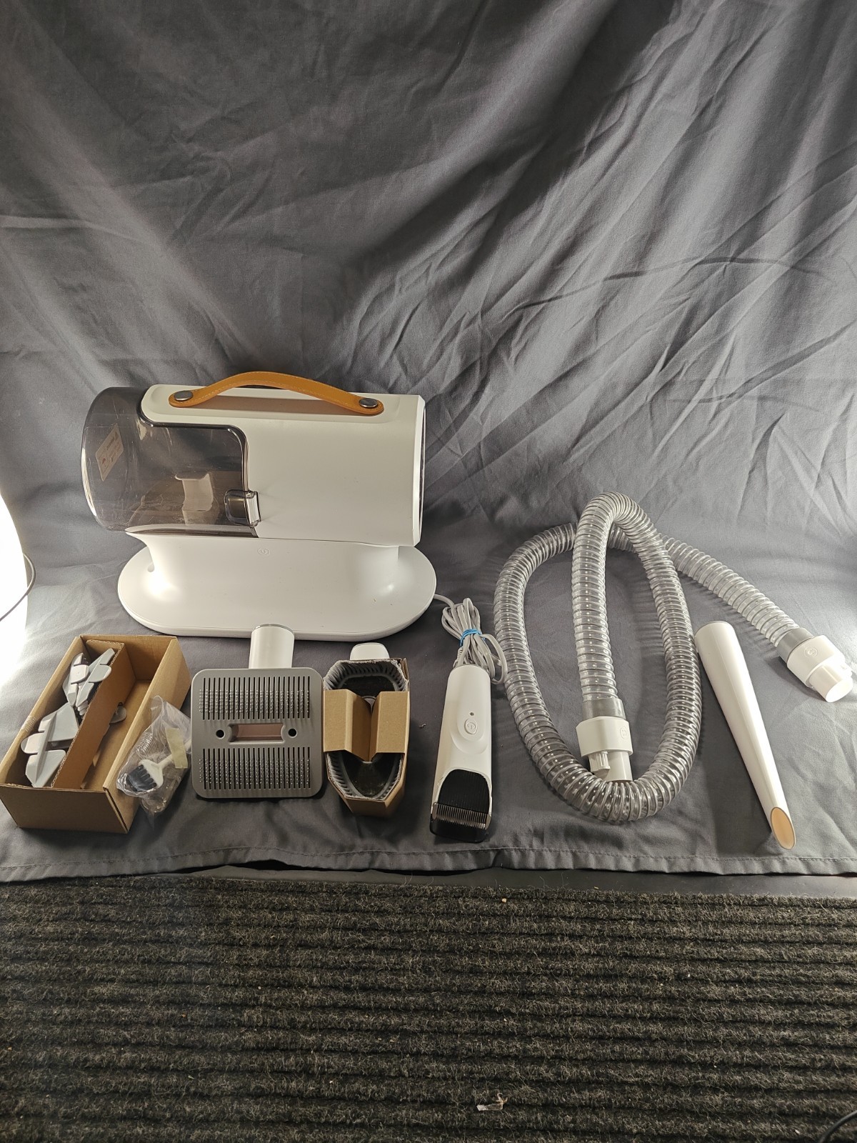 Airrobo PG100 White Black Pet Grooming Vacuum With Attachments
