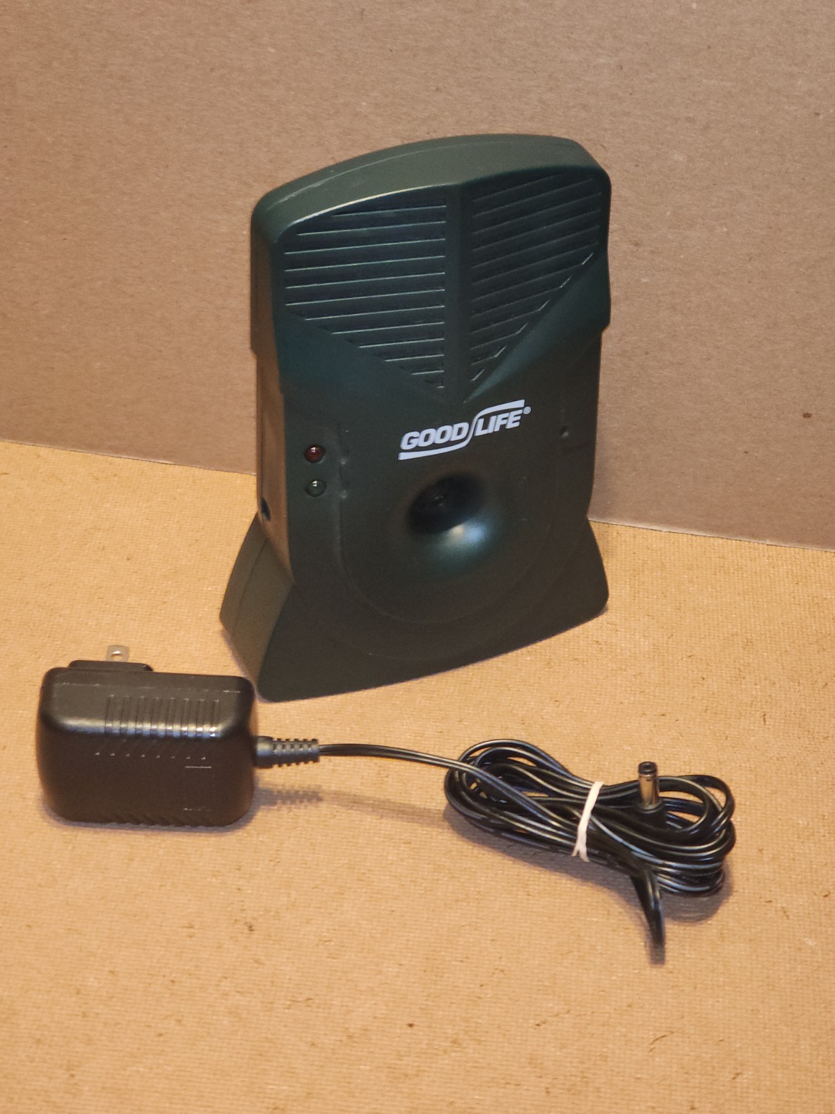 Good Life Dog Silencer Pro Ultrasonic Bark Control Training System w/AC Adapter