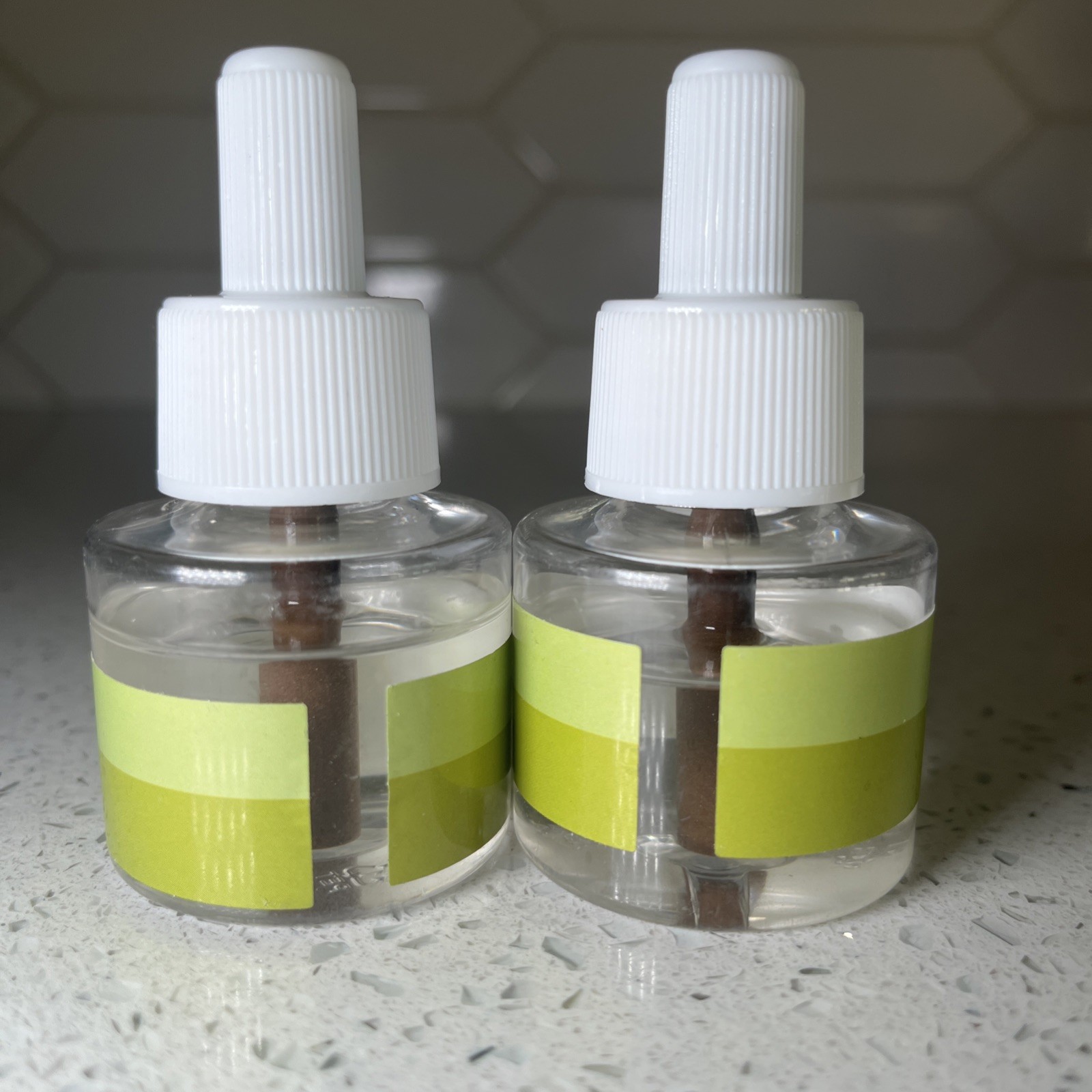 NEW THERAPET Dog Calming Diffuser Kit – 1 Diffuser + 2 Refills
