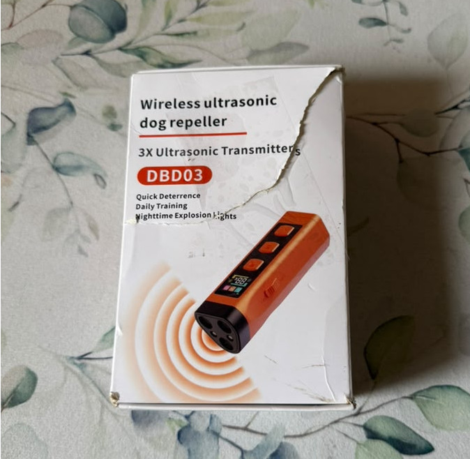 Wireless Ultrasonic Dog Repeller Behavior Trainer WH-QGQ-01 Color Orange Black