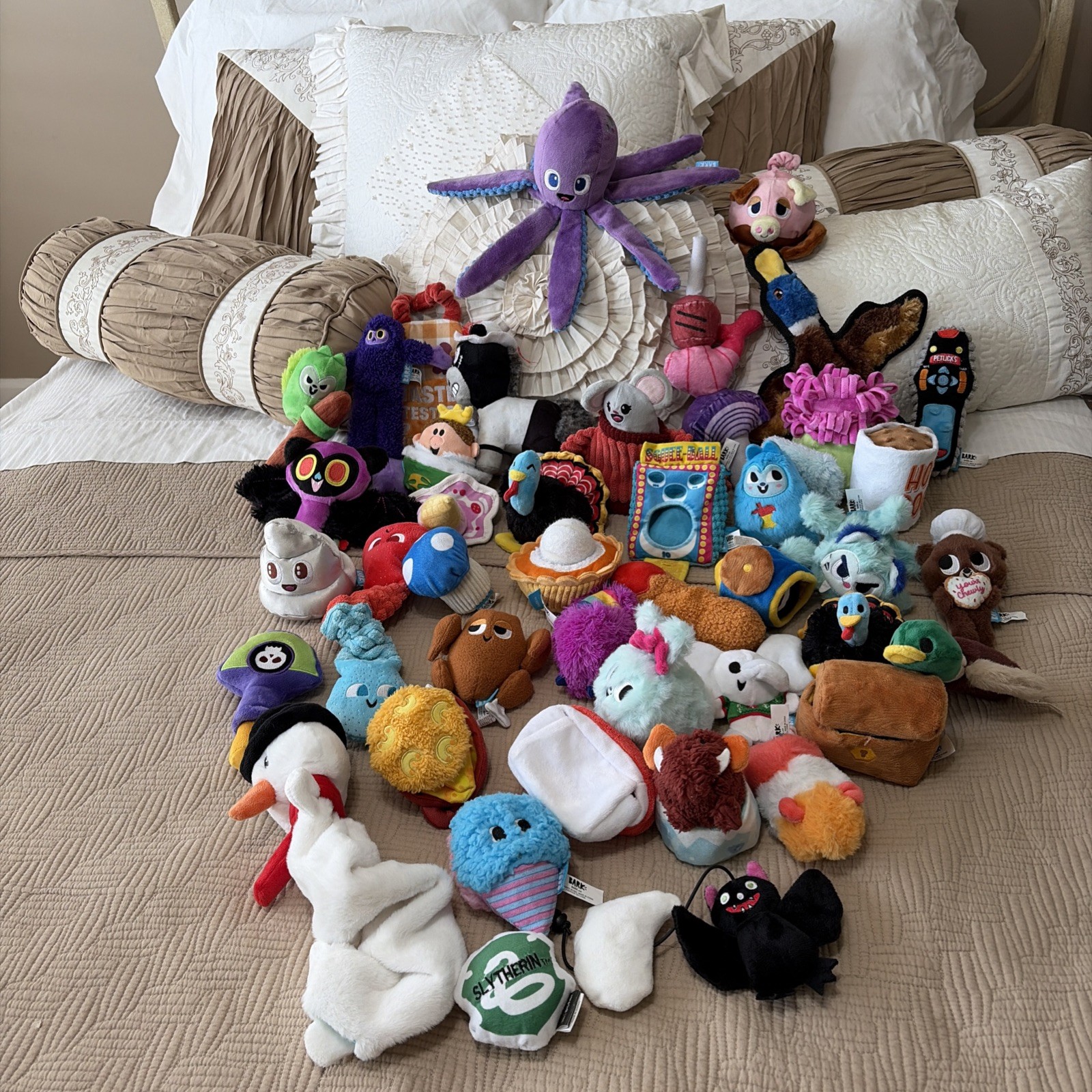 BarkBox Dog Toys Lot-38 BarkBox, 4 Misc, Total Of 42 Dog Toys