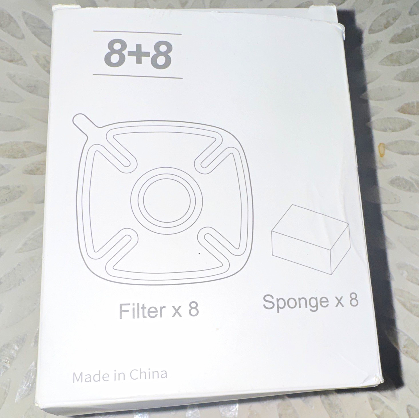 Cat Water Fountain Replacement Set: 8 Filters + 8 Sponges, White Plastic