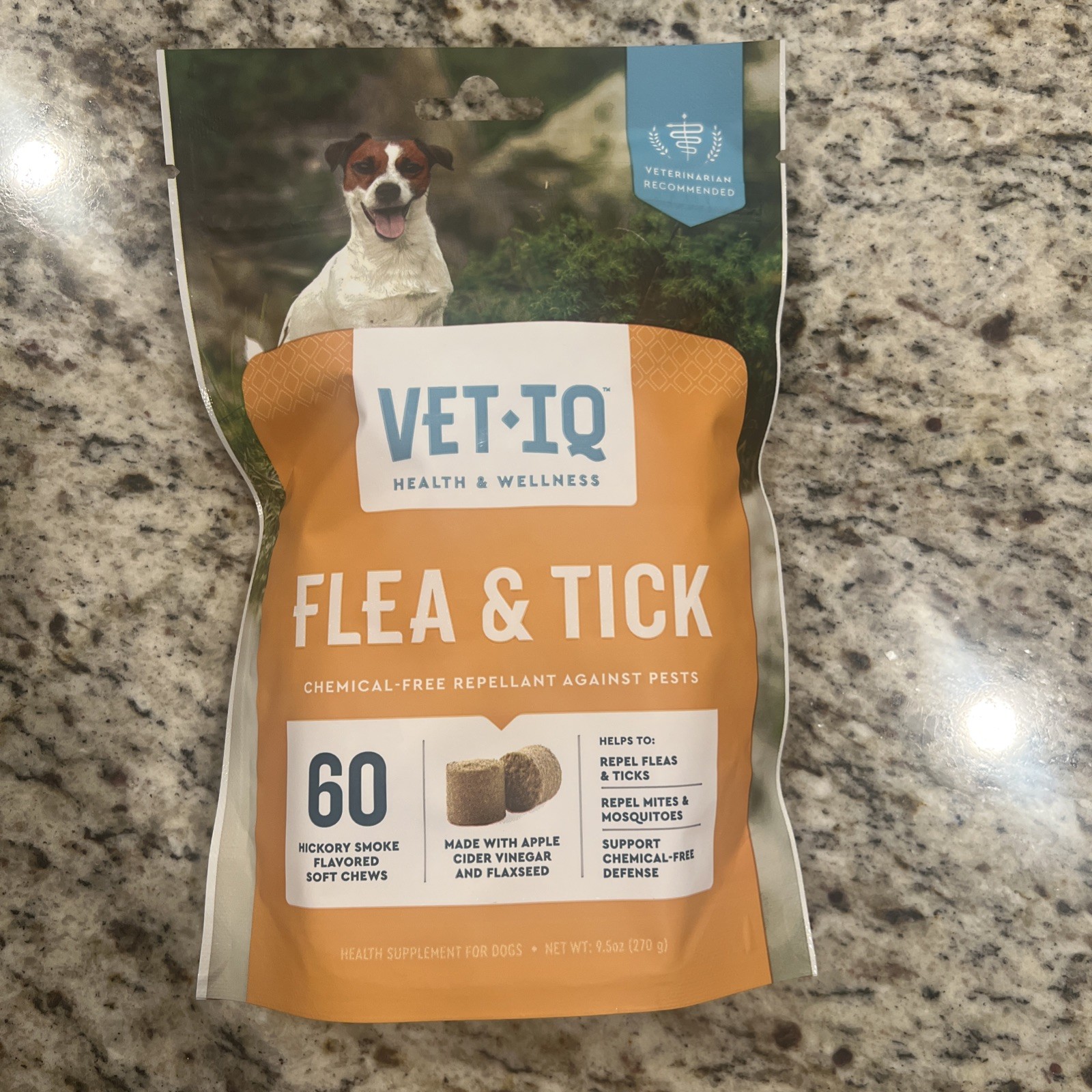 VETIQ Flea & Tick All Natural Chews 60 Ct Exp 10/27