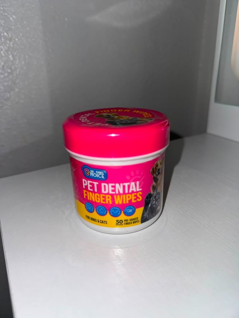 Pet Dental Finger Wipes – Natural Ingredients, Easy to Use Dog Teeth Cleaning Wi